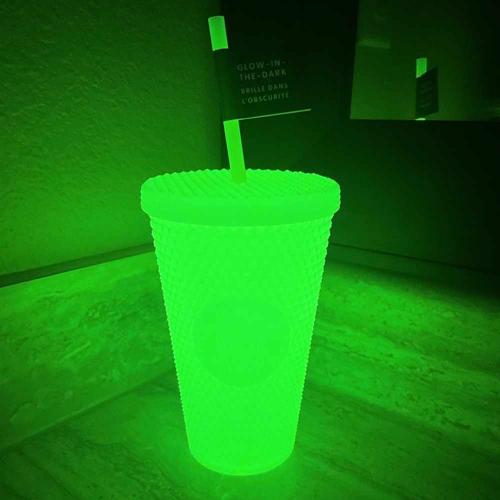 Starbucks Grande Glow in the Dark Lemongrass Studded